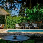 Villa Fioraki *